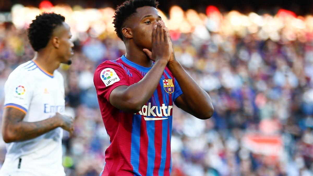 Ansu Fati en el partido ante el Real Madrid.