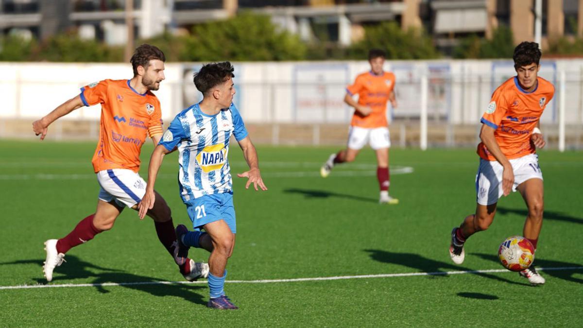 Abraham, en un lance del partido ante el Recambios Colón.