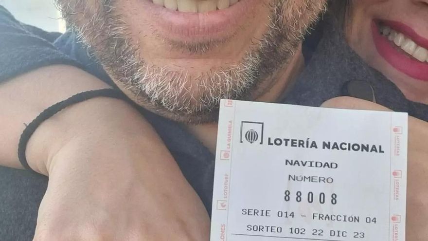 La pareja que se conoció en Sevilla días antes de ganar el Gordo: &quot;Fue el 8 y lo elegimos como terminación&quot;