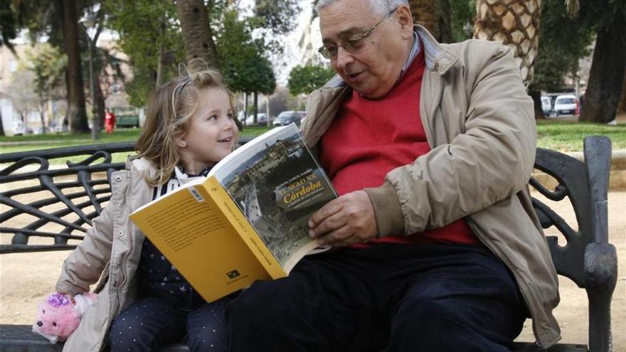 Manuel García Parody: &quot;En este libro me he comportado como cronista de la vida diaria&quot;