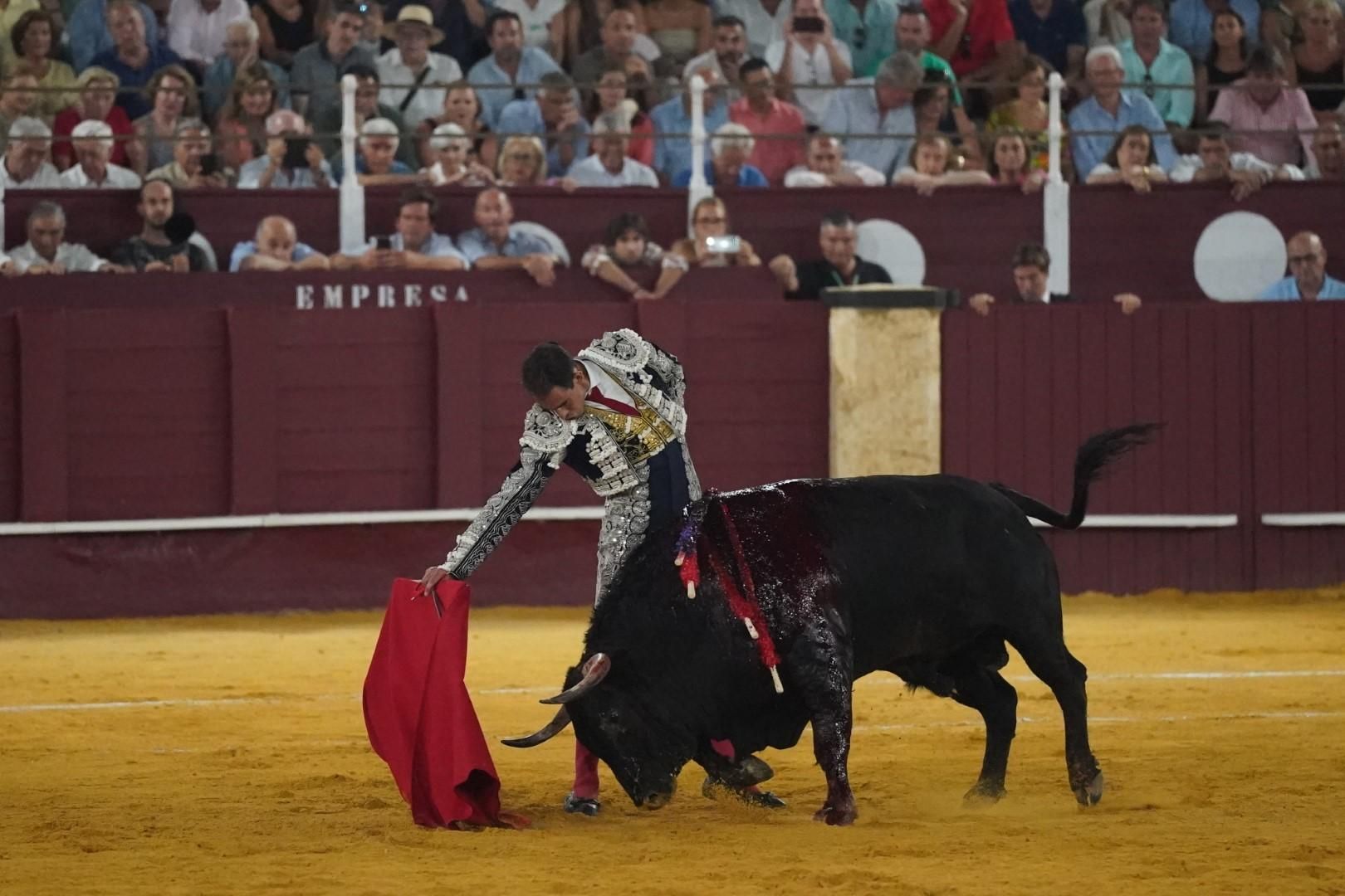 Toros en la Feria I Sexta corrida de abono y puerta grande de Roca Rey