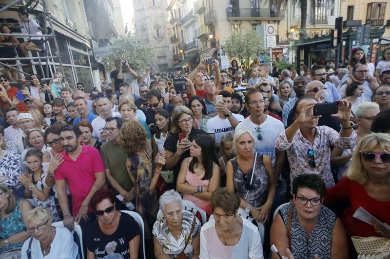 Actos del 9 d'Octubre: Desfile de Moros y Cristianos