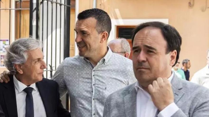 Génova encierra a Llorca en la periferia