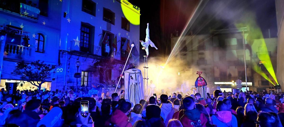 Vinaròs se prepara para vivir, a partir de este fin de semana, el inicio del Carnaval 2026, una de las celebraciones más emblemáticas y esperadas de la ciudad.