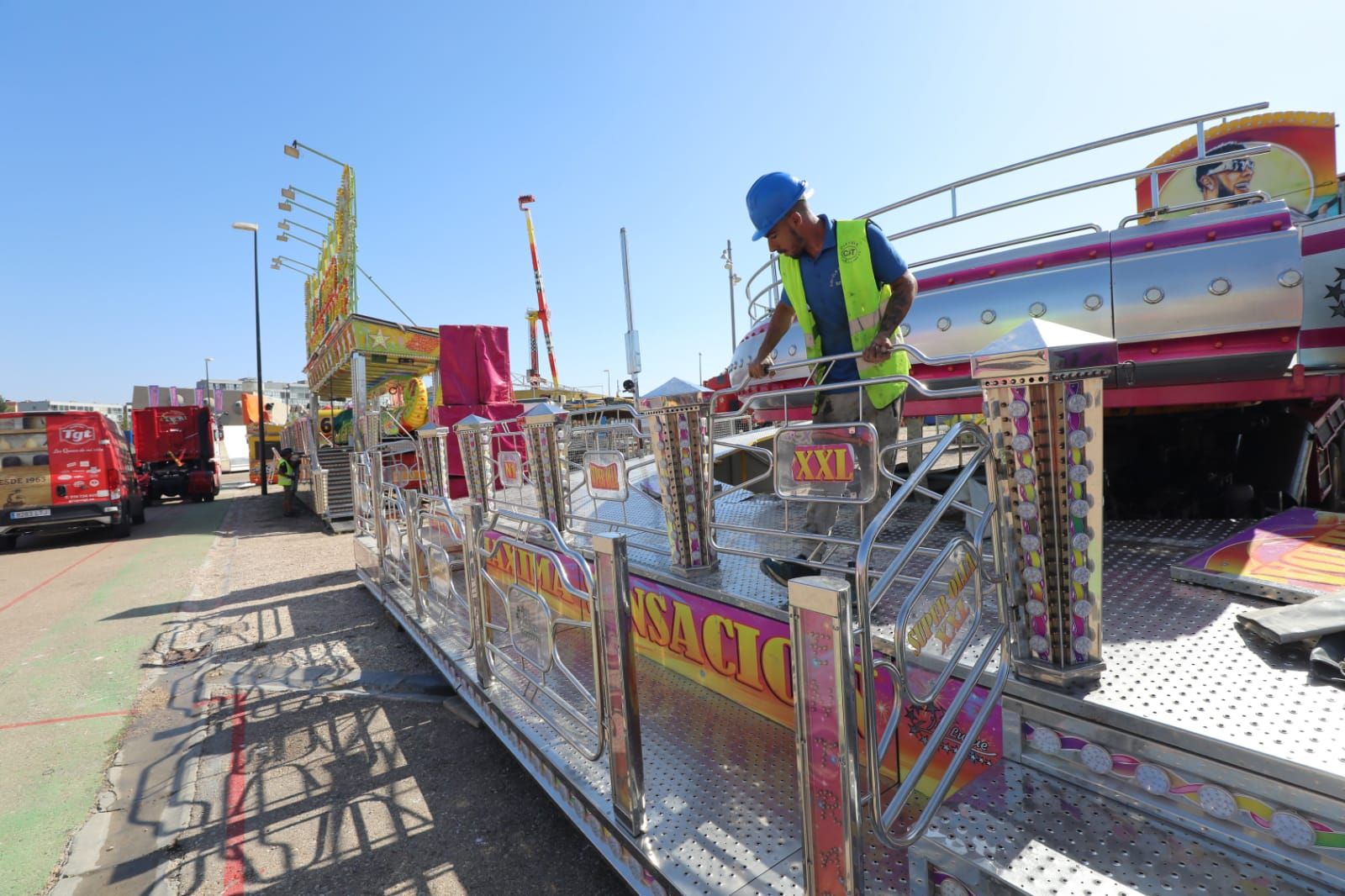 En imágenes | El recinto ferial se prepara para las inminentes Fiestas del Pilar