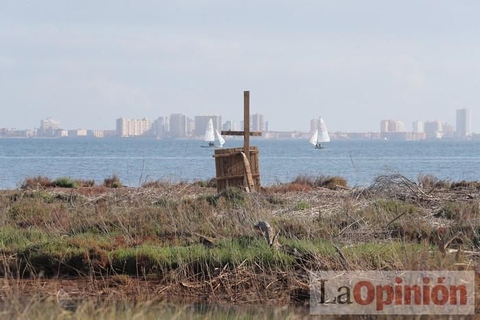 SOS Mar Menor retira dos toneladas de basura