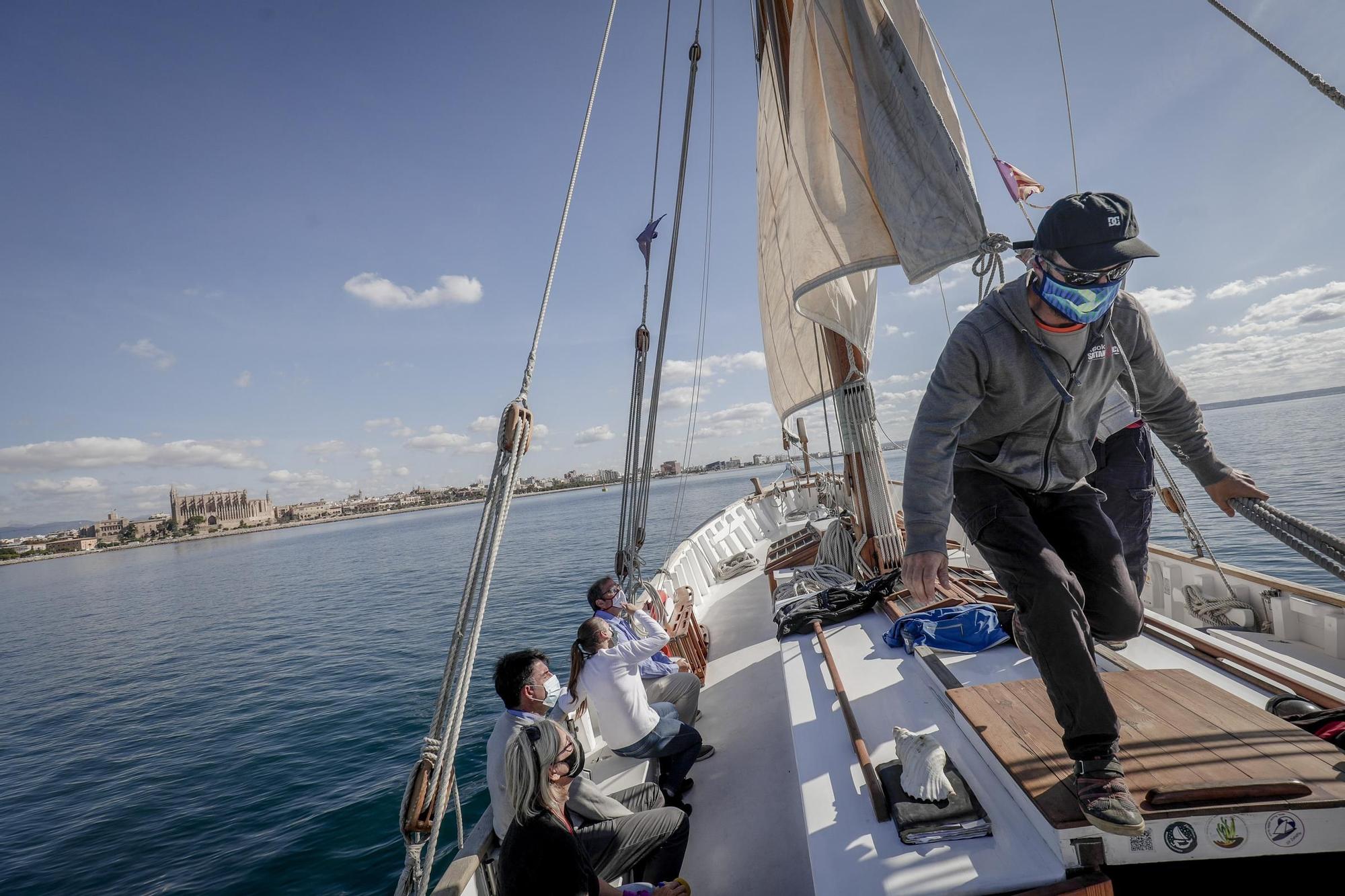 ¿Quieres navegar a bordo de la Balear por la bahía de Palma