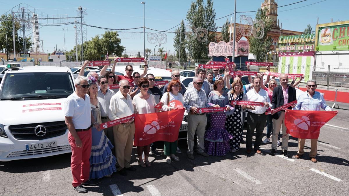 Los taxistas apoyan la campaña para la donación de órganos