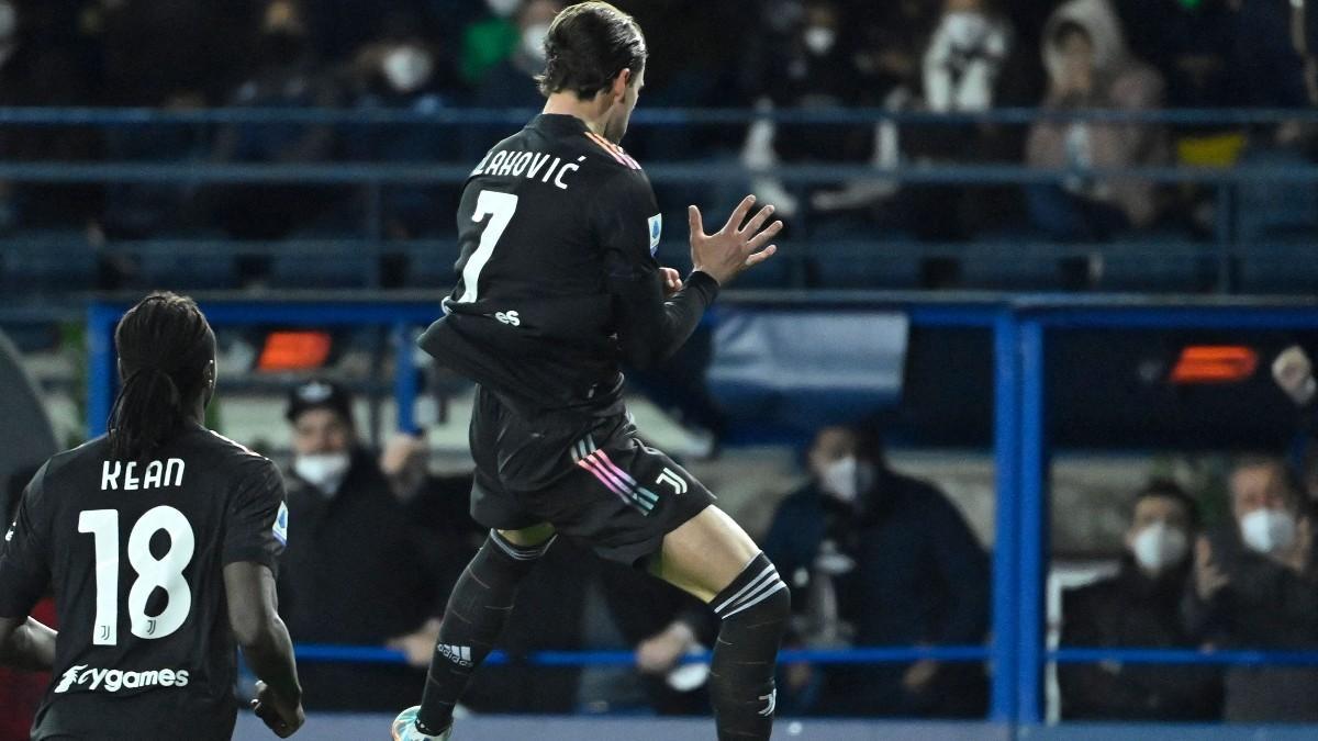 Vlahovic se apuntó el primer doblete con la Juventus