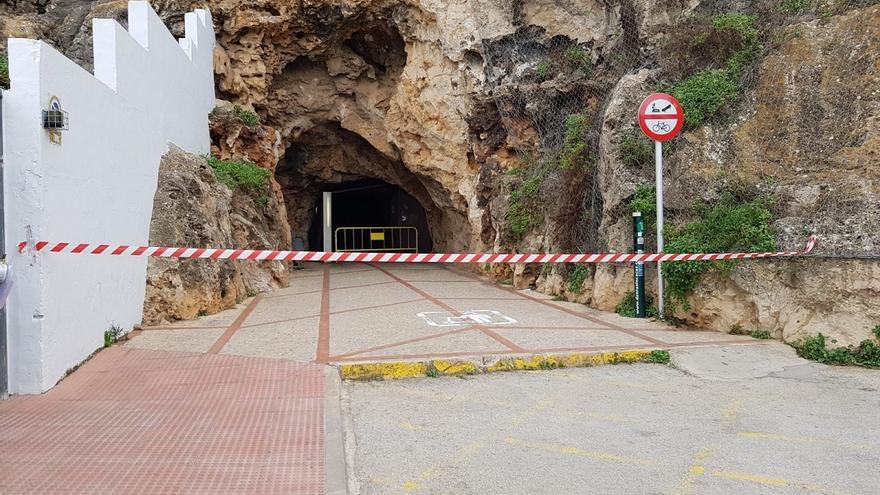 Dénia cierra Túnel del Castillo para realizar obras antideslizantes