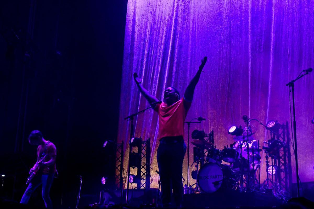 Todas las imágenes de la actuación de Bloc Party en el Warm Up