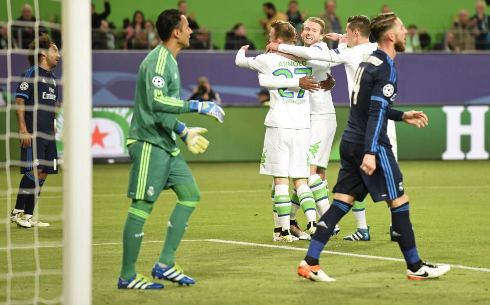 Las mejores imágenes del partido de ida de cuartos de final de la Champions entre el Wolfsburgo y el Real Madrid.