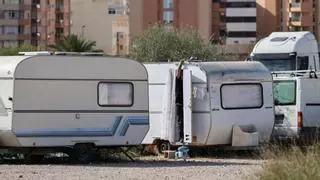 Aplazada la retirada de caravanas del aparcamiento disuasorio de sa Joveria