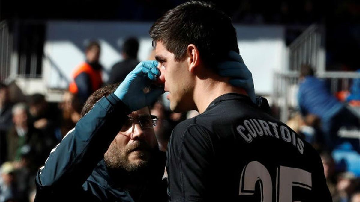 Courtois dio la cara por su equipo...literalmente