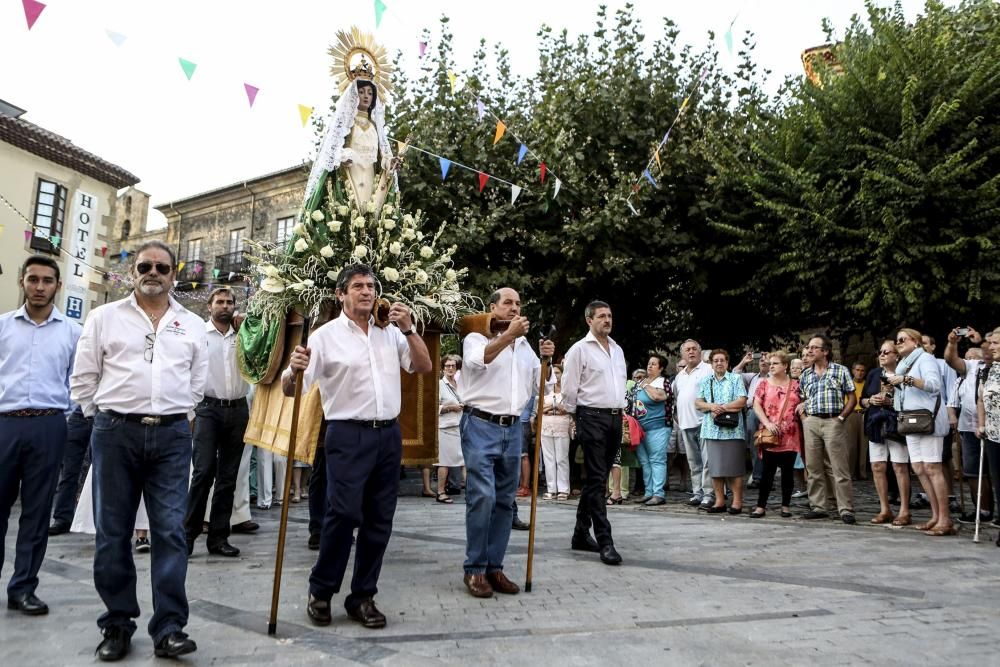 Fiestas en el Grupo Covadonga y en Cimadevilla