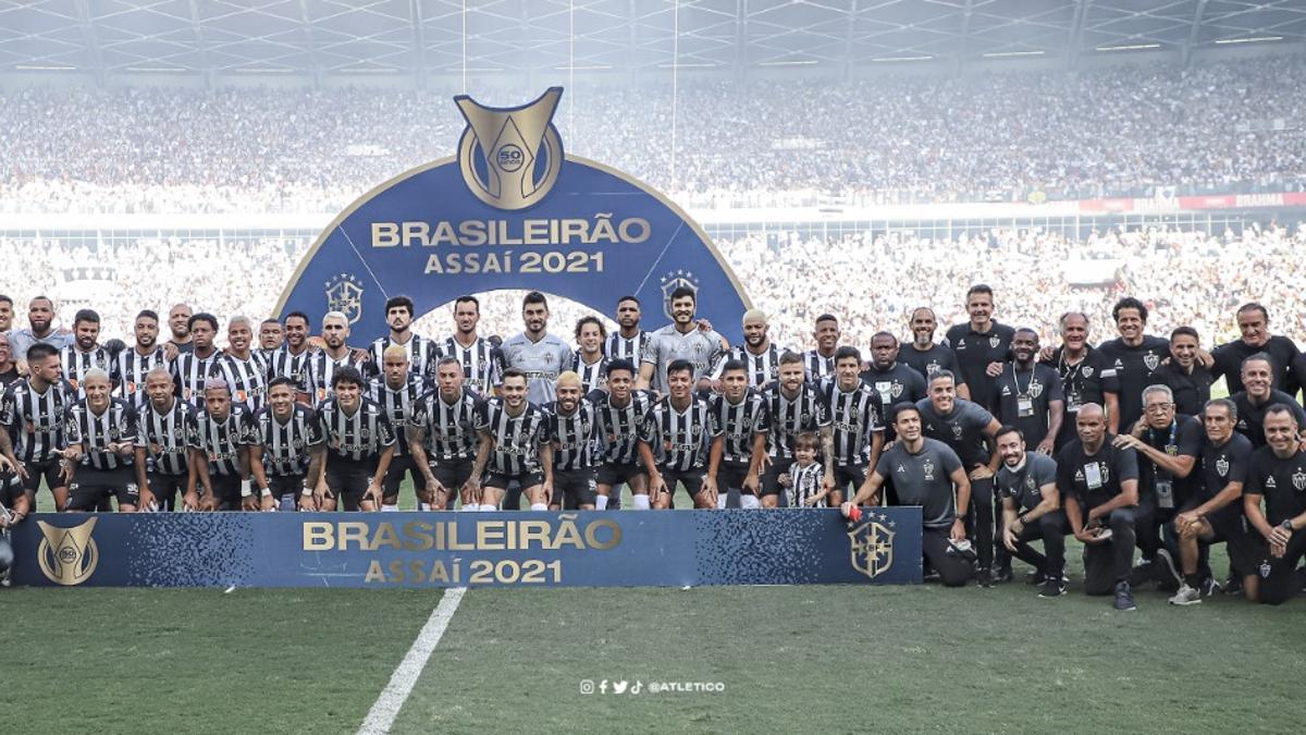 El Mineiro celebra su título en la liga brasileña.