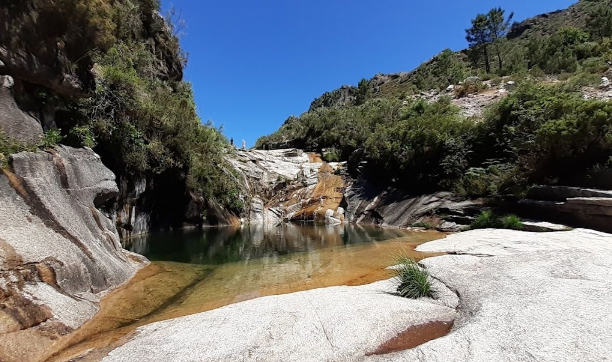 Las 'Sete Lagoas' portuguesas del Gerés: pozas con agua verde esmeralda