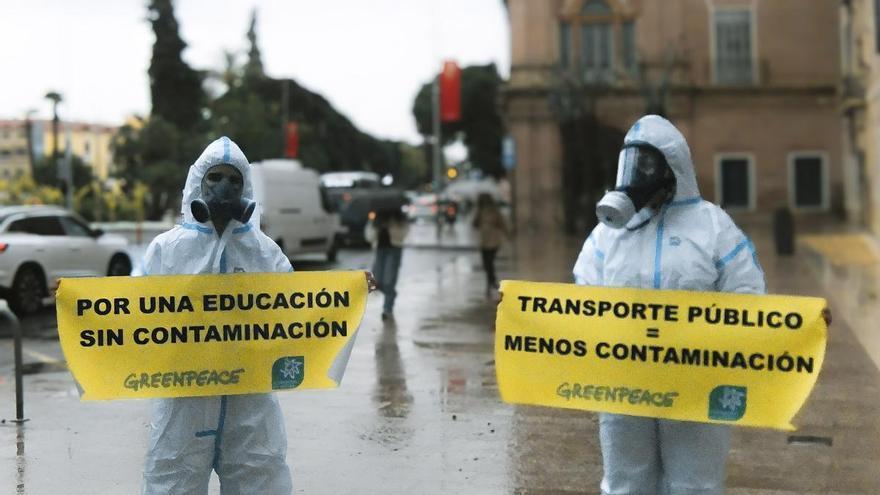 Alerta por contaminación en los colegios de Murcia: todos superan el nivel recomendado por la OMS, según ecologistas