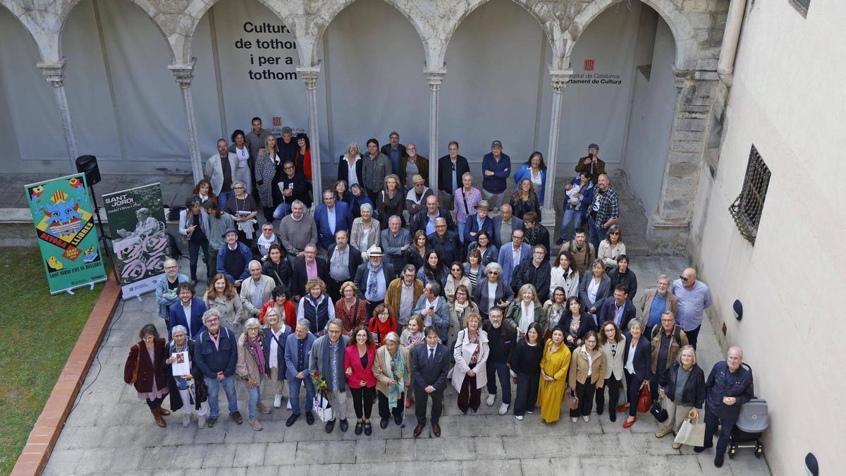 Les imatges del tradicional esmorzar literari de la Generalitat a Girona