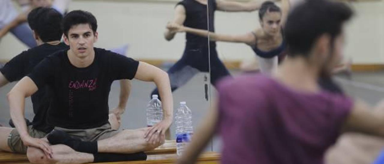 Federico Bonelli: &quot;Yo no trabajo de  bailarín, yo soy bailarín&quot;