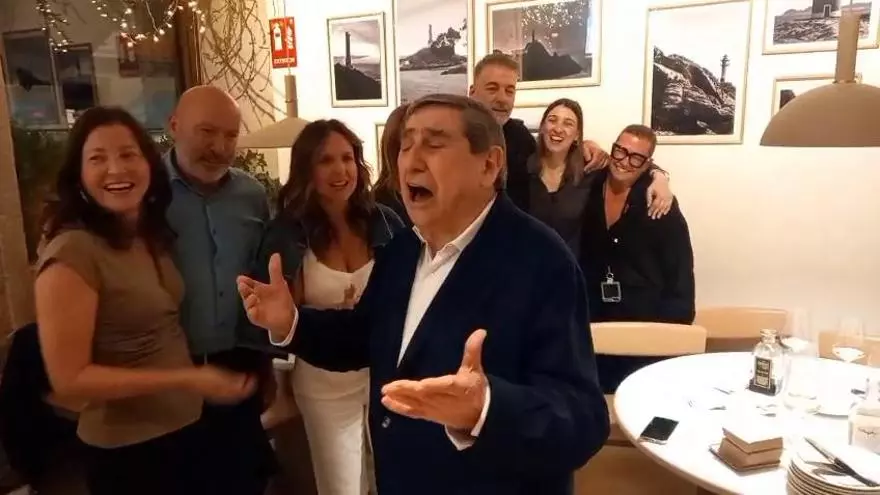 El 80º cumpleaños de Lendoiro: felicitaciones de jugadores históricos, sorpresas y 'Venecia sin ti'