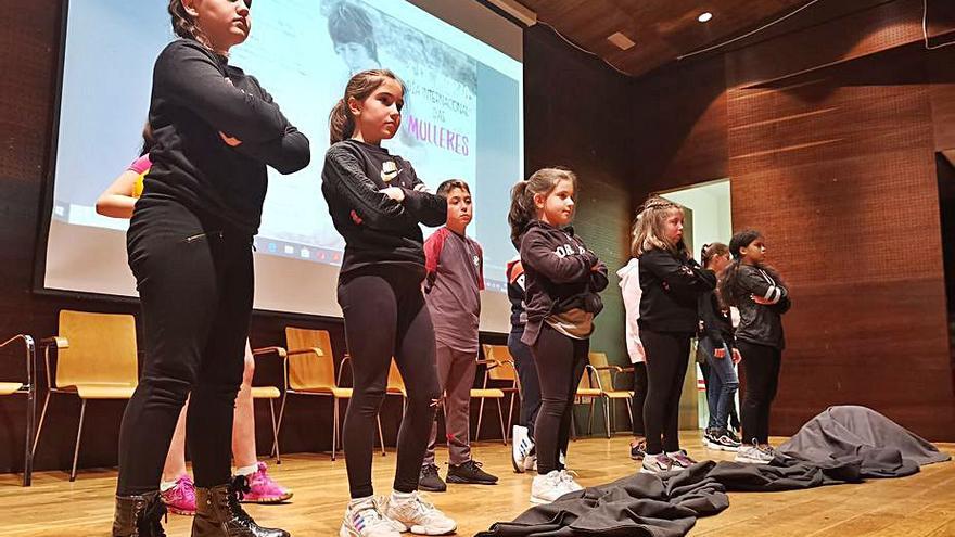 Los actos del 8-M del año pasado en el Centro Social do Mar.   | // S.Á.