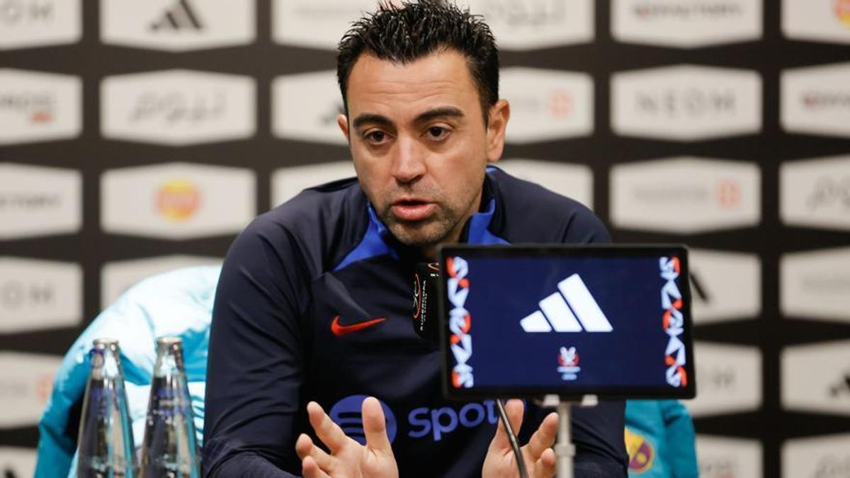 Xavi Hernández en rueda de prensa.