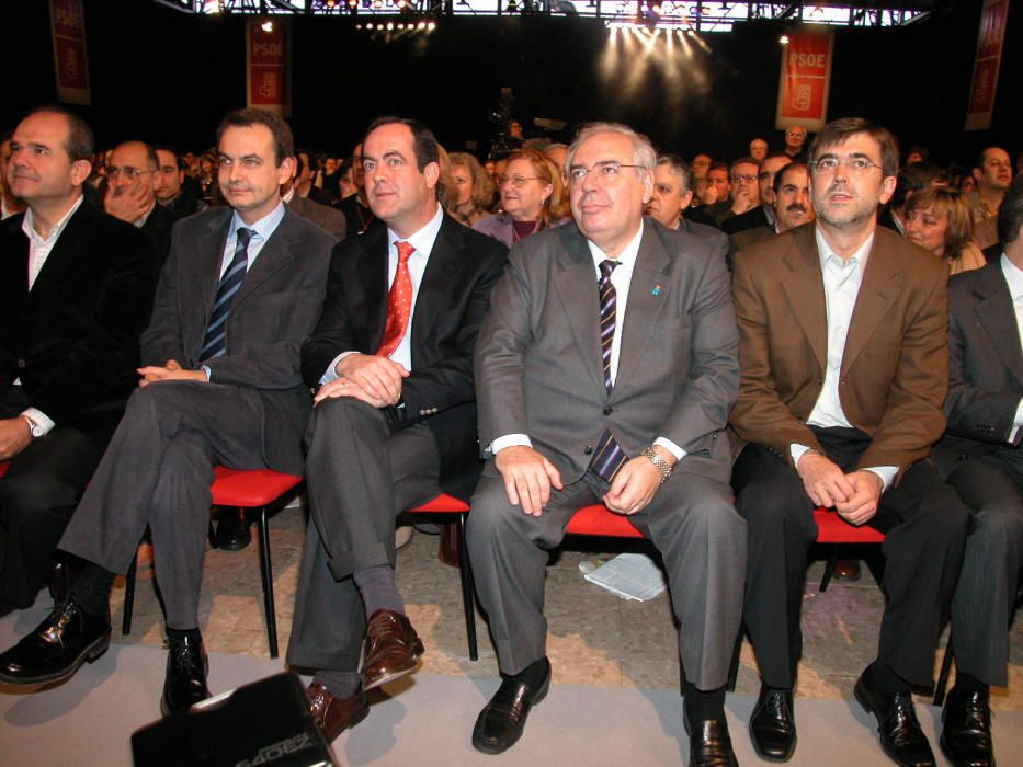 IZ A DR; MANUEL CHAVES, JOSE LUIS RODRIGUEZ ZAPATERO, JOSE BONO, VICENTE ALVAREZ ARECES Y FRANCESC ANTICH