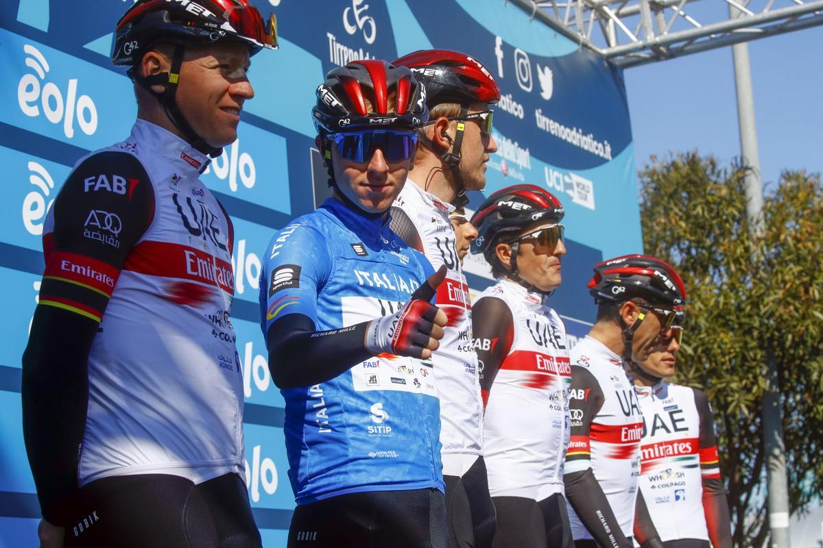 Pogacar renueva el reinado de la Tirreno Adriático, última etapa para Bauhaus