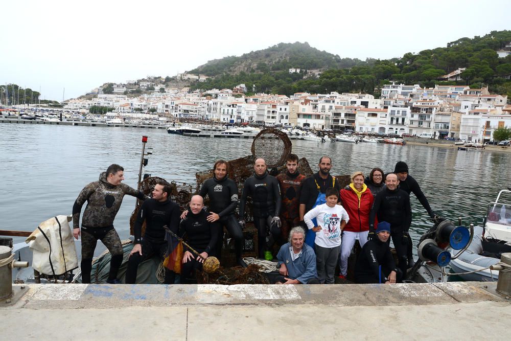 Retirada estris de pesca el Port de la Selva