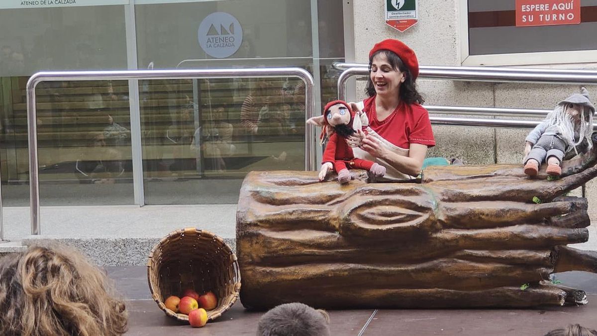 Teatro del Cuervo, en un momento de la representación de la obra &quot;Ágada. Guardiana del Bosque&quot;.