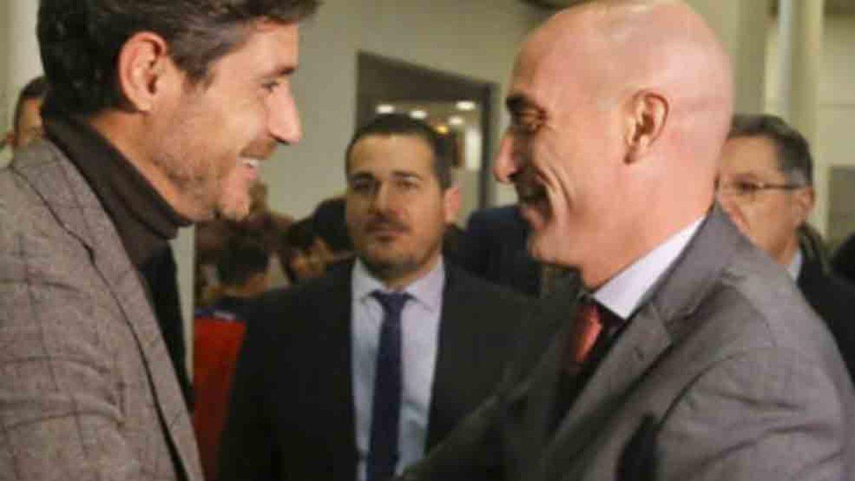 Rubiales dio su apoyo a Víctor Sánchez