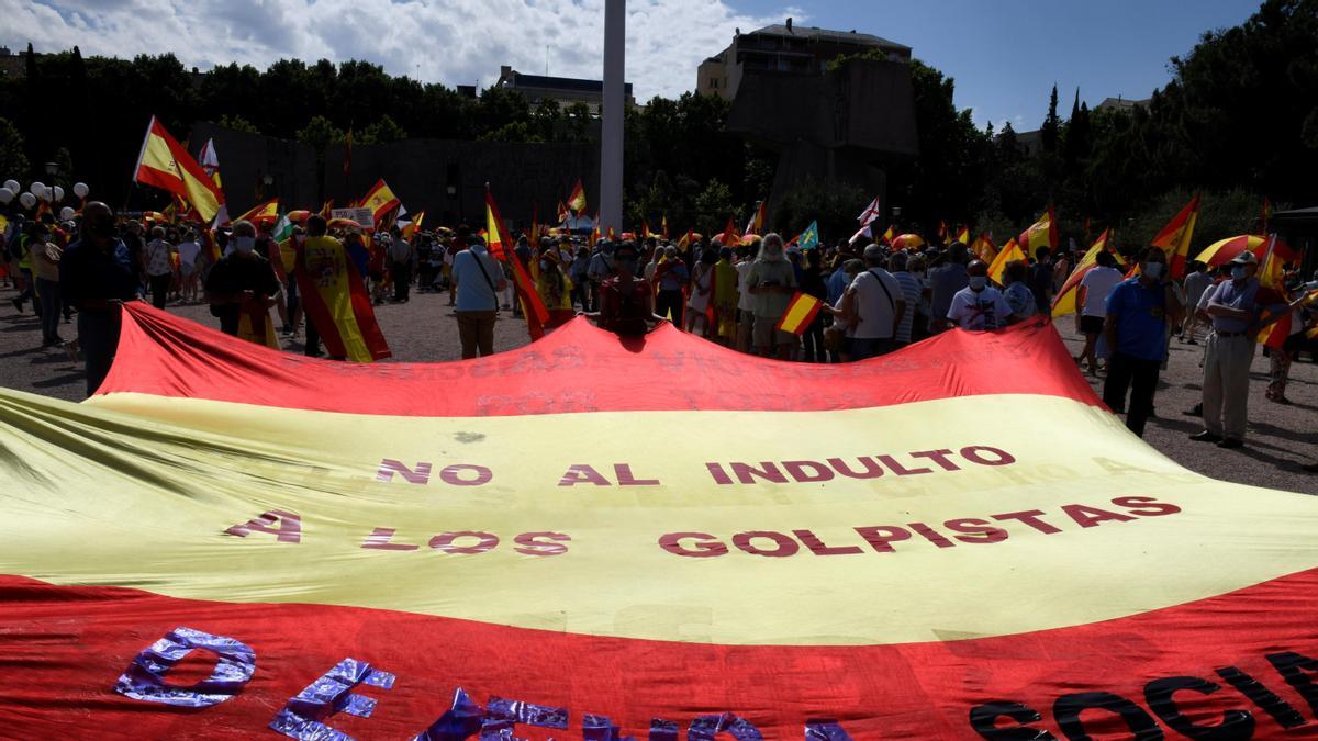 Concentració a la plaça de Colón de Madrid contra els indults del procés | Últimes notícies en directe