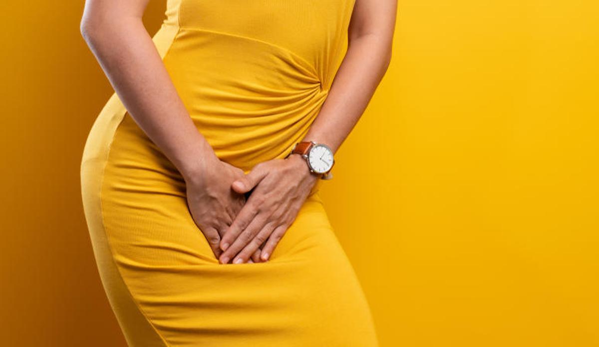 El dolor o molestias abdominales generales es uno de los síntomas del cáncer de ovario