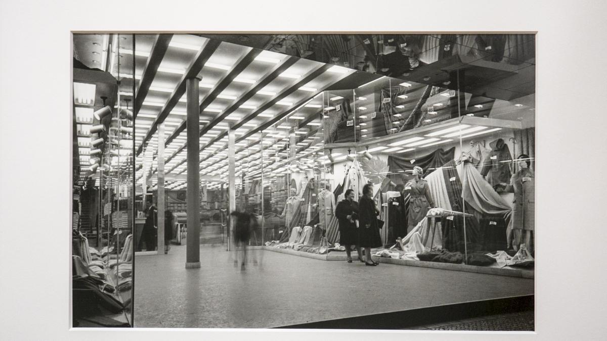 Oviedo entre 1858 y 1978, a través de las fotografías del Muséu del Pueblu d'Asturies