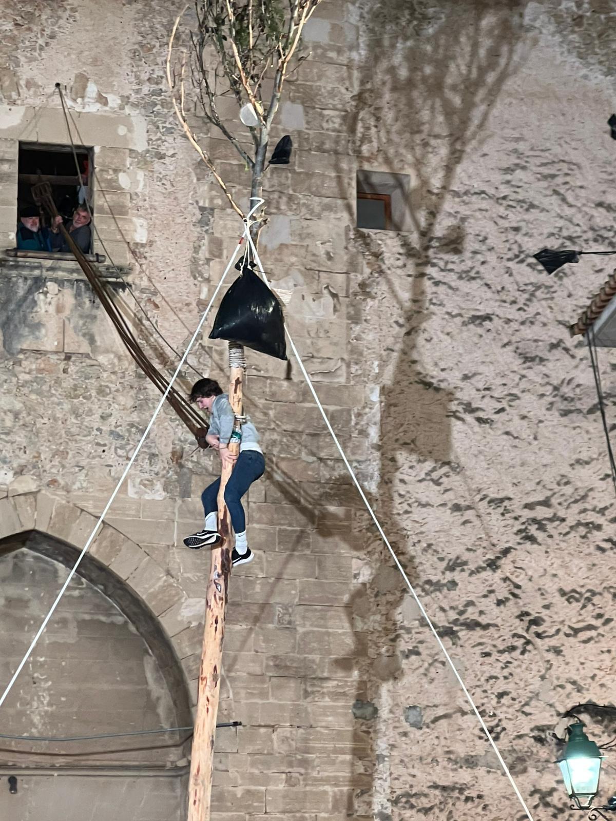 Joan Rabassa corona el pino de Pollença 2026