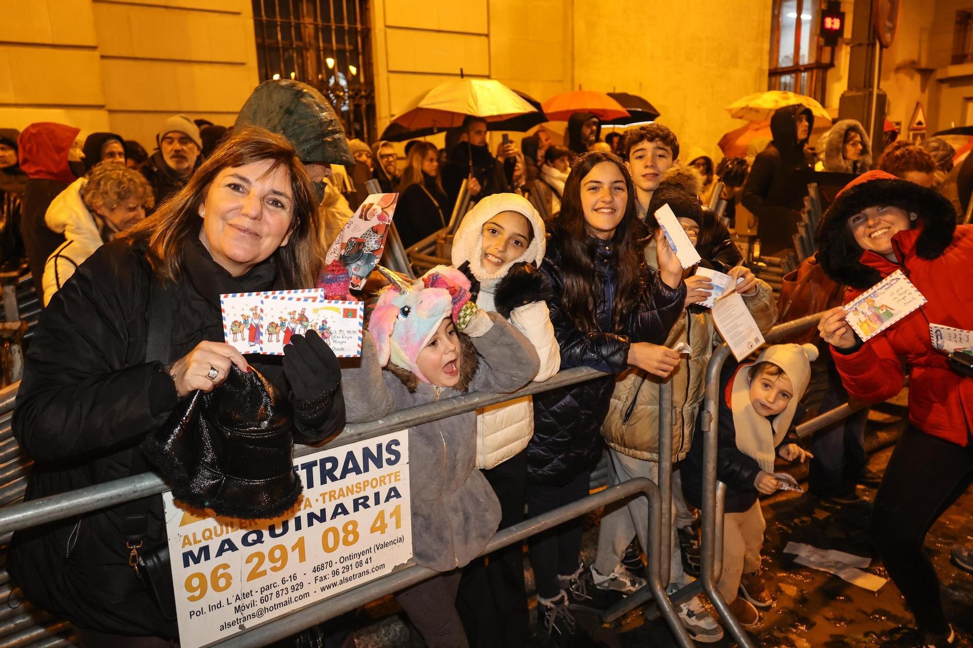 Las imágenes del Día de la Burrita y el Bando Real de Alcoy