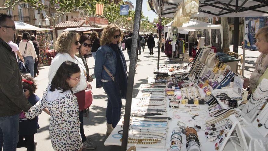 La Fira de Primavera de Navàs aposta pel comerç local i potencia els actes culturals