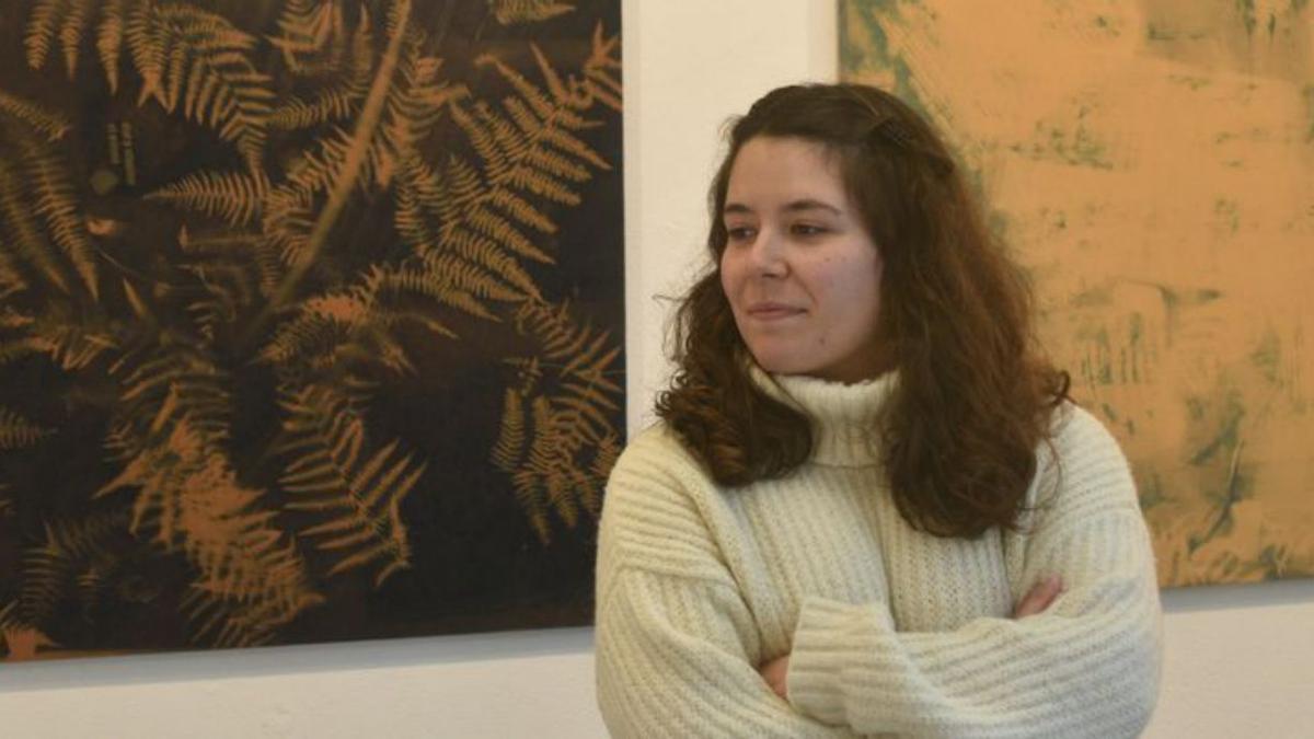 Rebeca Lar, en una exposición de su obra.