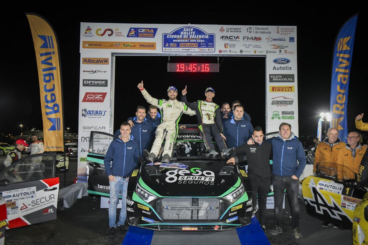Sergi Pérez, acompañado por Áxel Coronado a bordo de un Hyundai i20 Rallye 2, ganó el Rallye Ciudad de Valencia - Memorial Javi Sanz.