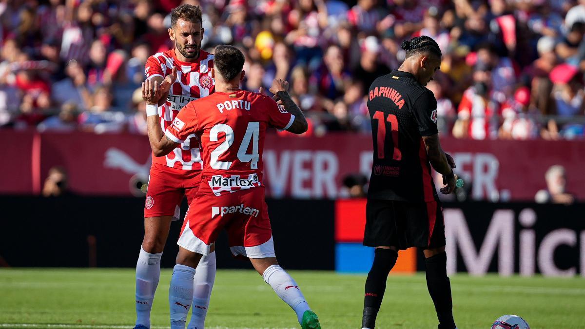 Stuani celebra el tanto contra el Barça