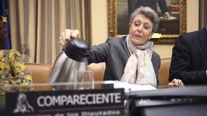 La administradora provisional única de RTVE, Rosa María Mateo, durante su comparecencia por su sociedad patrimonial en el Congreso.