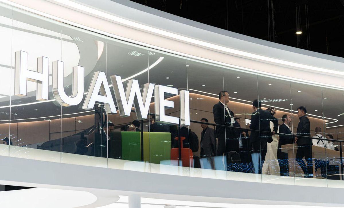 El contracte del Govern amb Huawei eleva el xoc amb el PP El contracte del Govern amb Huawei eleva el xoc amb el PP