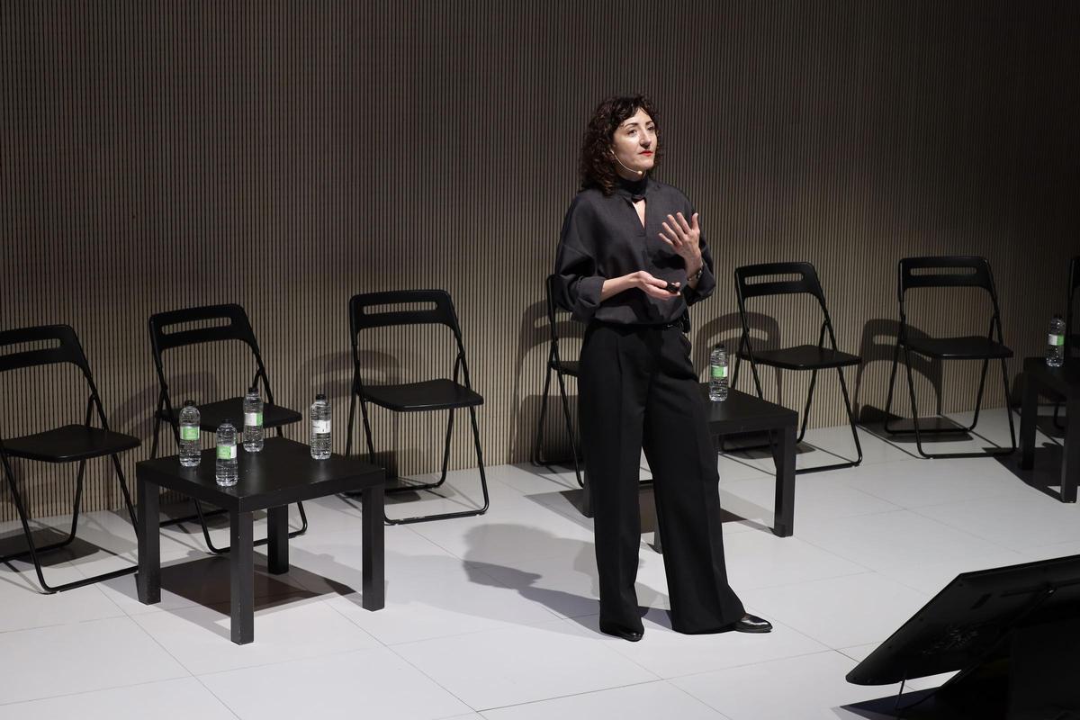 La encargada de impartir la formación fue Leticia Hernández.