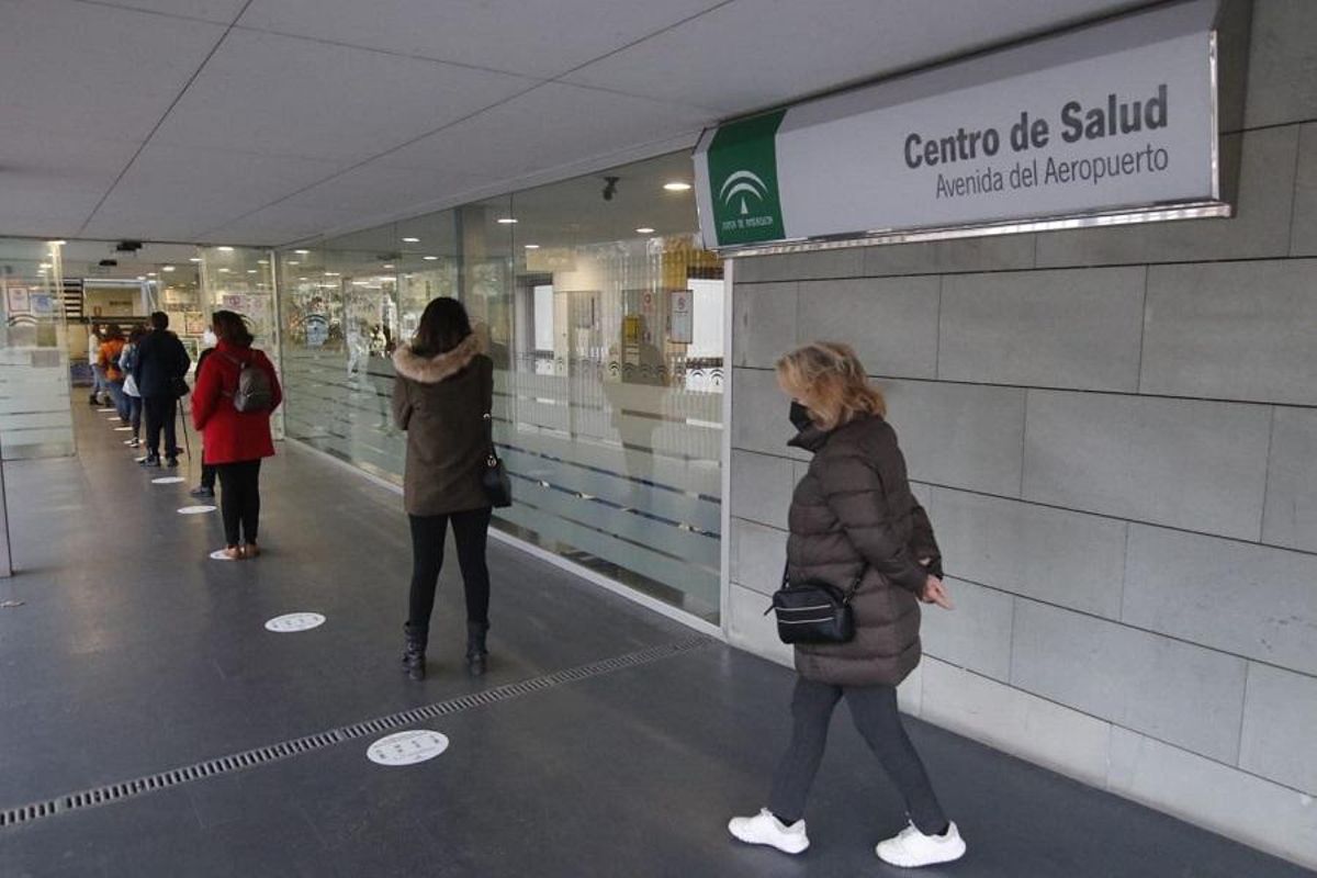 Desescalada en los centros de salud: "Quien venga al médico, que sea puntual y siga las normas"