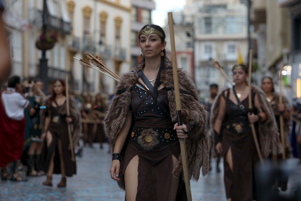 Todas las imágenes del Desfile General de Tropas y Legiones de este sábado en Cartagena