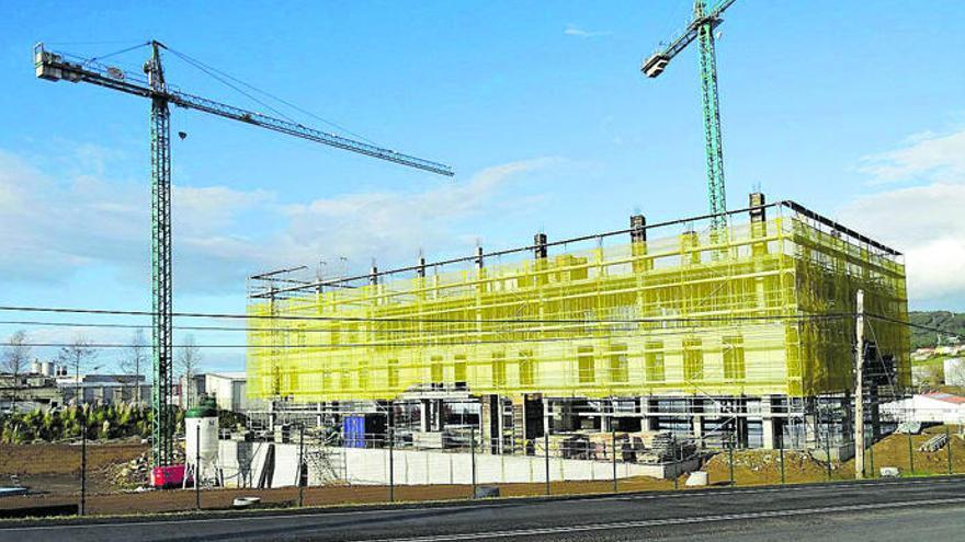 Obras en el polígono industrial de Sabón, en la localidad coruñesa de Arteixo.