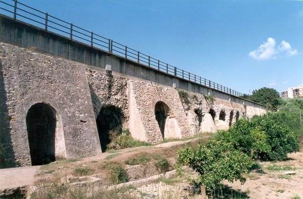 Aqüeducte dels arcs - Manises