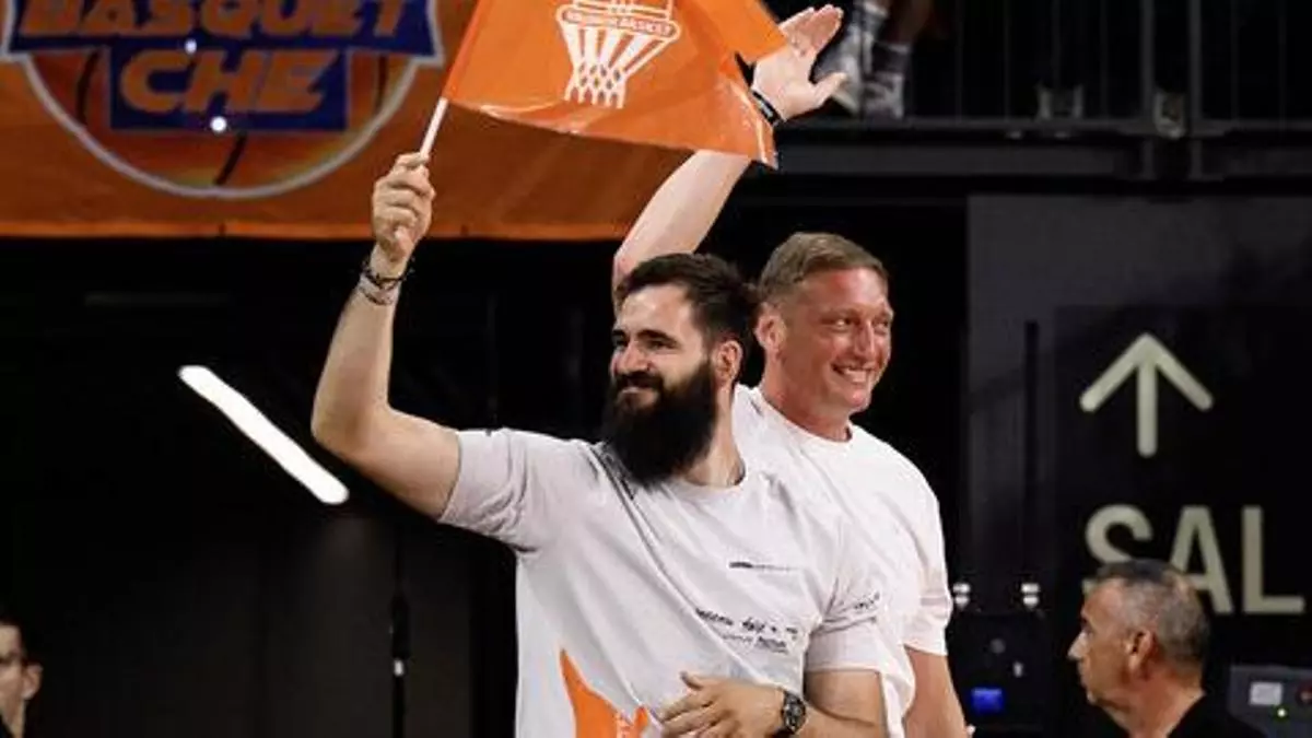 El exjugador del Casademont Zaragoza Bojan Dubljevic, protagonista en la final del Valencia Basket