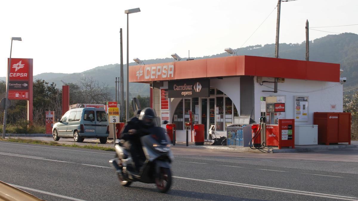 Imagen de archivo de la gasolinera contra la que ha chocado.